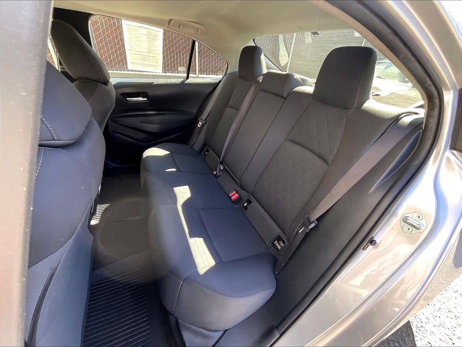 Used 2020 Toyota Corolla LE w/ LE Premium Package FWD image 25