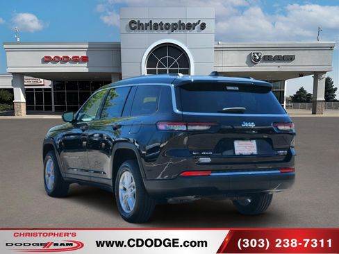 Used 2022 Jeep Grand Cherokee L Laredo w/ Luxury Tech Group I AWD/4WD image 5