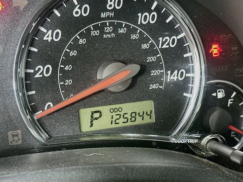Used 2012 Toyota Corolla S FWD image 18