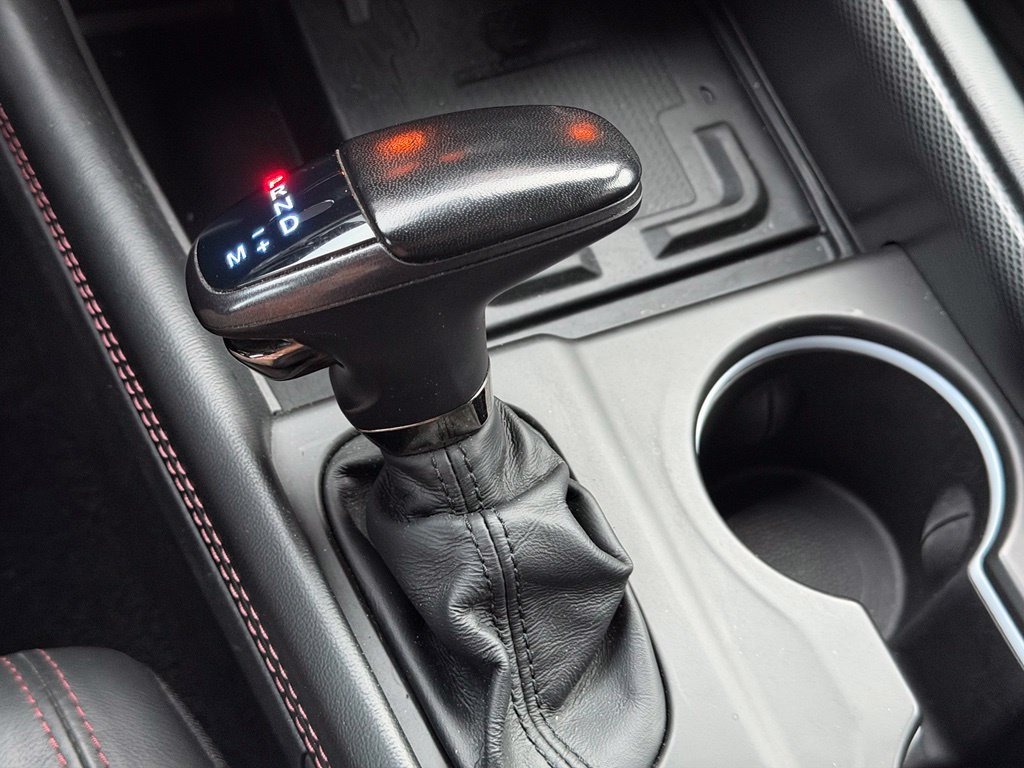 Used 2021 Dodge Durango R/T w/ Blacktop Package AWD/4WD image 19