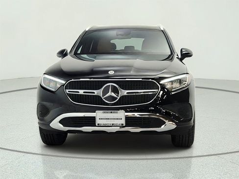 Certified 2026 Mercedes-Benz GLC 300 image 2
