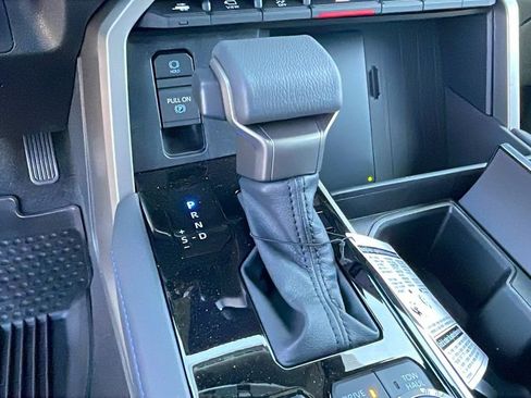 New 2026 Toyota Tundra Platinum AWD/4WD image 17