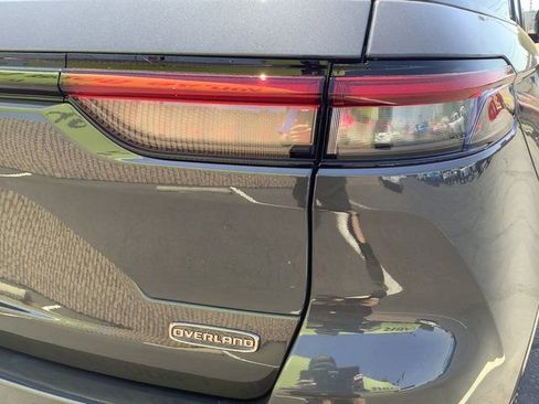 New 2023 Jeep Grand Cherokee Overland w/ Luxury Tech Group IV image 45