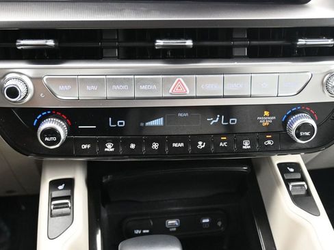 Used 2024 Kia Telluride S w/ S Sunroof Package AWD/4WD image 20