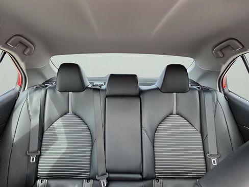 Used 2024 Toyota Camry SE image 41