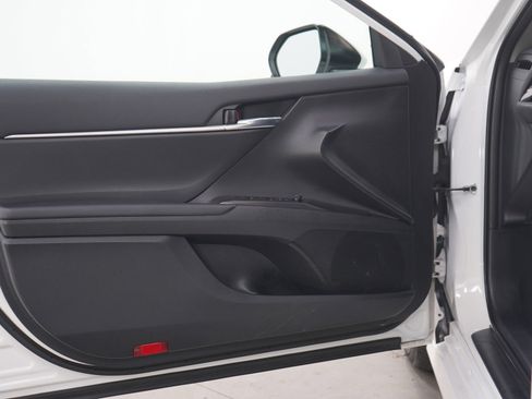 Used 2024 Toyota Camry LE FWD image 18
