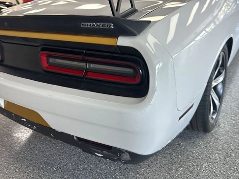 Used 2015 Dodge Challenger R/T Plus RWD image 31