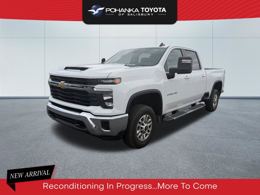 Used 2024 Chevrolet Silverado 2500 LT RWD image 1
