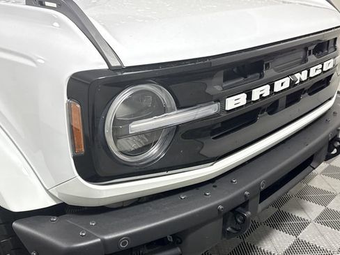 Used 2024 Ford Bronco Outer Banks AWD/4WD image 12
