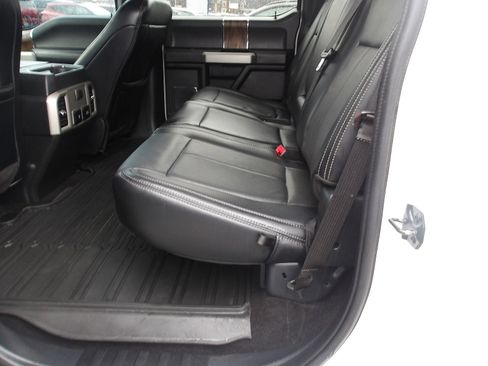 Used 2019 Ford F150 Lariat image 11