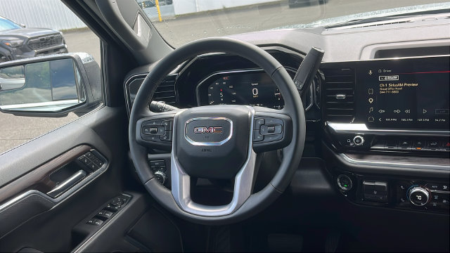 Used 2026 GMC Sierra 1500 SLT AWD/4WD image 20
