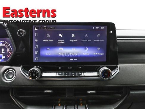 Used 2024 Chevrolet Colorado W/T image 12