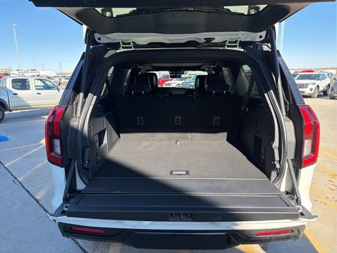 New 2026 Ford Expedition Max Platinum w/ Stealth Appearance Package image 22