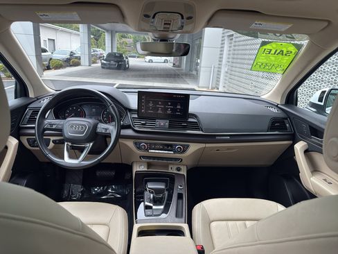Used 2023 Audi Q5 2.0T Premium w/ Convenience Package AWD/4WD image 13