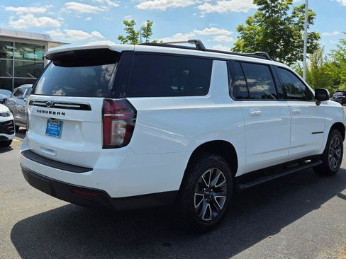Used 2023 Chevrolet Suburban Z71 w/ Luxury Package AWD/4WD image 5