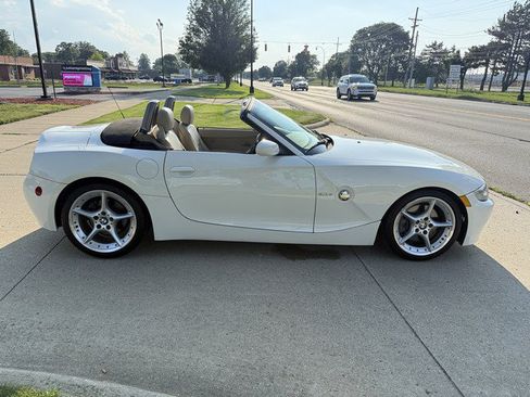 Used 2006 BMW Z4 3.0si RWD image 4