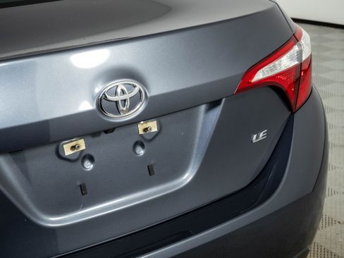 Used 2016 Toyota Corolla LE FWD image 32