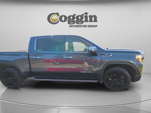 Used 2021 GMC Sierra 1500 Denali w/ Denali Ultimate Package image 12