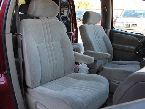 Used 1998 Toyota Sienna LE FWD image 33