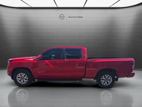 Used 2022 Nissan Frontier SV w/ Technology Package image 7