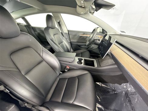 Used 2022 Tesla Model 3 Long Range image 38