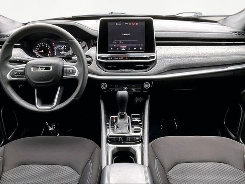 Used 2025 Jeep Compass Sport image 16