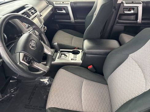 Used 2019 Toyota 4Runner SR5 AWD/4WD image 20