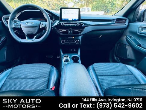Used 2023 Ford Escape ST-Line image 7