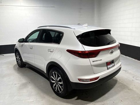 Used 2019 Kia Sportage EX image 4