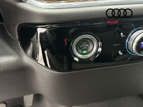 Used 2024 GMC Sierra 1500 Elevation image 28