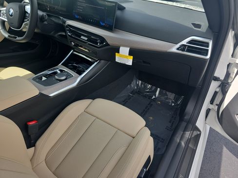 New 2025 BMW 230i Coupe w/ Convenience Package image 15