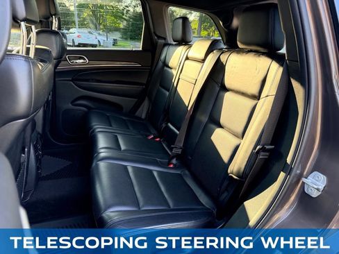 Used 2019 Jeep Grand Cherokee Limited w/ Luxury Group II AWD/4WD image 26