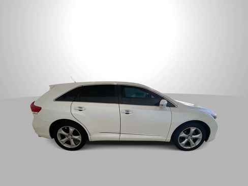 Used 2015 Toyota Venza Limited image 9