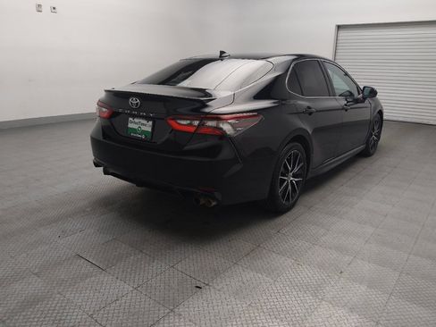 Used 2021 Toyota Camry SE FWD image 9