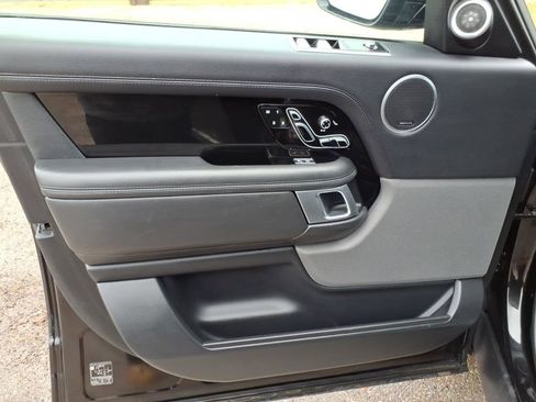 Used 2019 Land Rover Range Rover HSE AWD/4WD image 14