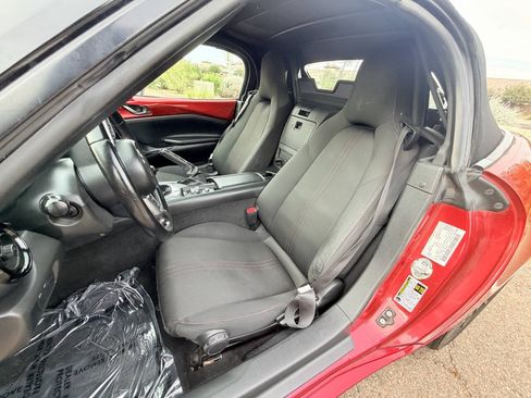 Used 2016 MAZDA MX-5 Miata Club RWD image 11