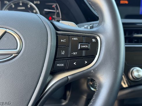 Certified 2025 Lexus ES 350 FWD image 24