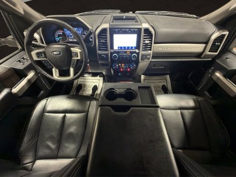 Used 2020 Ford F350 Lariat w/ Chrome Package image 10