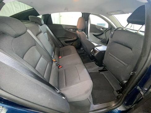 Used 2019 Chevrolet Malibu LT FWD image 12