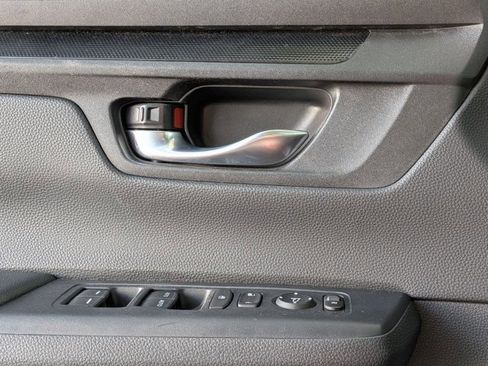 Used 2023 Honda CR-V Sport image 4