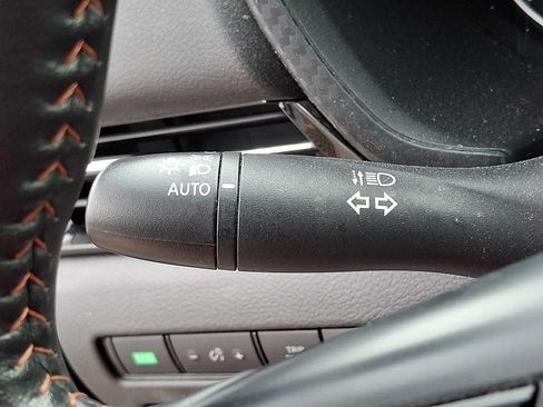 Used 2024 Nissan Sentra SR w/ SR Premium Package FWD image 22