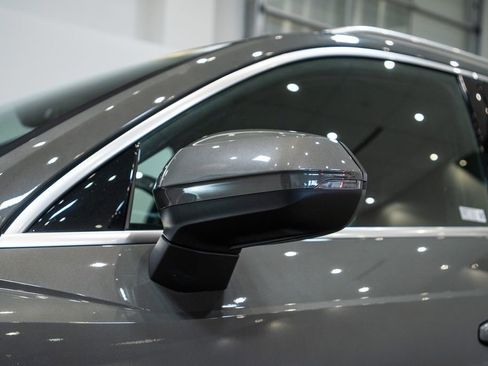 Used 2023 Audi Q3 2.0T Premium w/ Convenience Package image 9