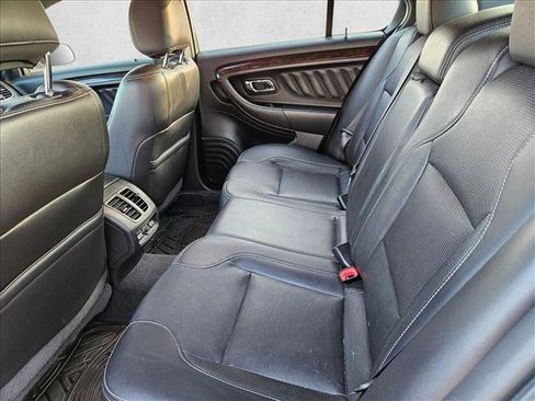 Used 2017 Ford Taurus Limited image 18