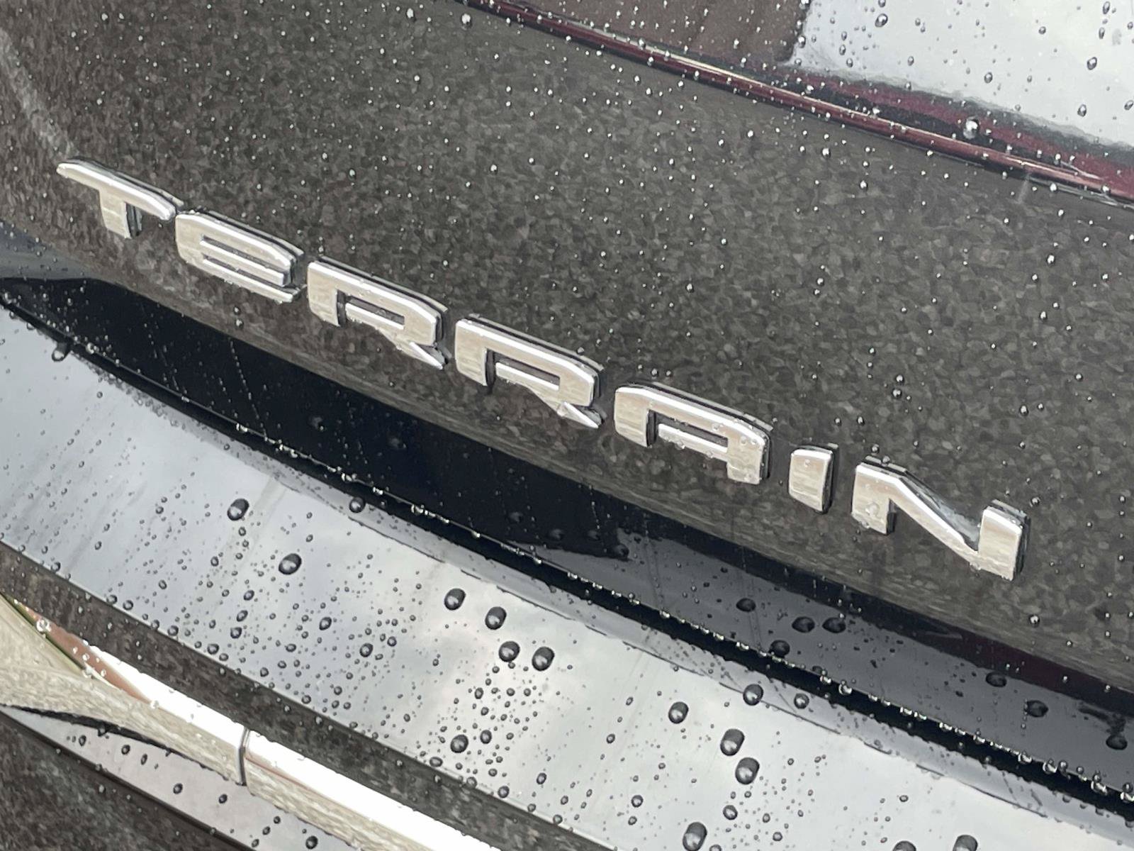 Certified 2023 GMC Terrain Denali w/ Black Diamond Edition AWD/4WD image 11