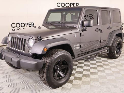 Used 2017 Jeep Wrangler Unlimited Sport w/ Quick Order Package 24S image 8