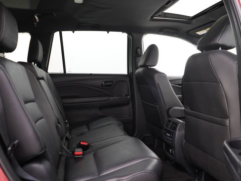 Used 2023 Honda Passport Elite image 12