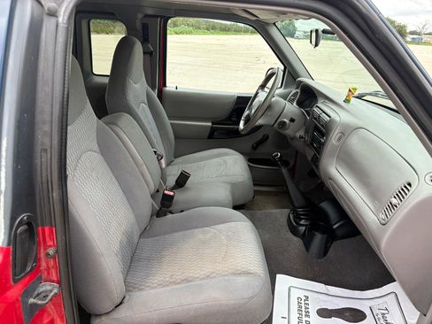 Used 2001 MAZDA B-Series Pickup 2WD Cab Plus B3000 image 19