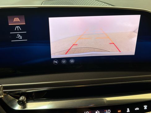 Used 2024 Cadillac Lyriq Tech AWD/4WD image 19