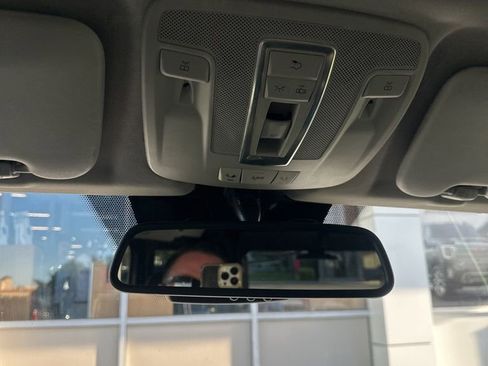 Used 2017 Mercedes-Benz G 550 image 18