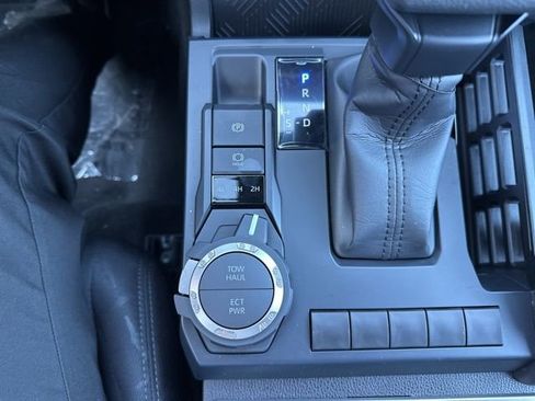 New 2026 Toyota Tacoma SR5 image 18